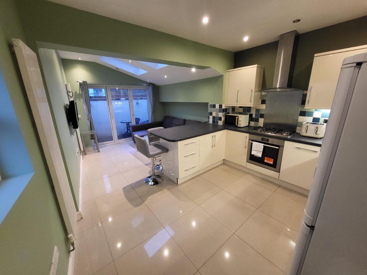 Large 4 Bedroom House In Central London Exterior photo
